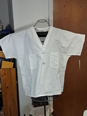 Landau White Short Sleeve V-Neck Scrub Top